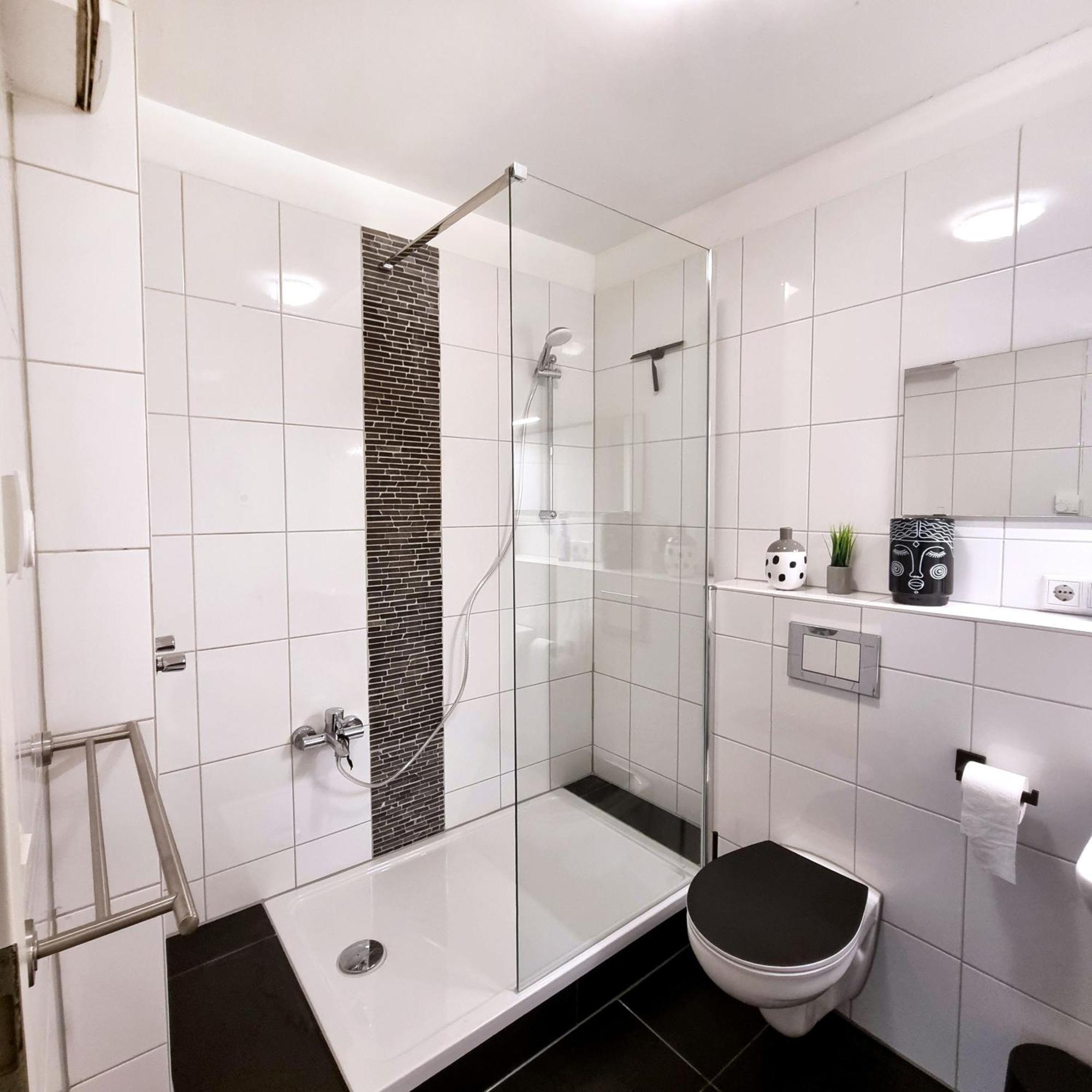 Apartment Koeln Rath Екстериор снимка