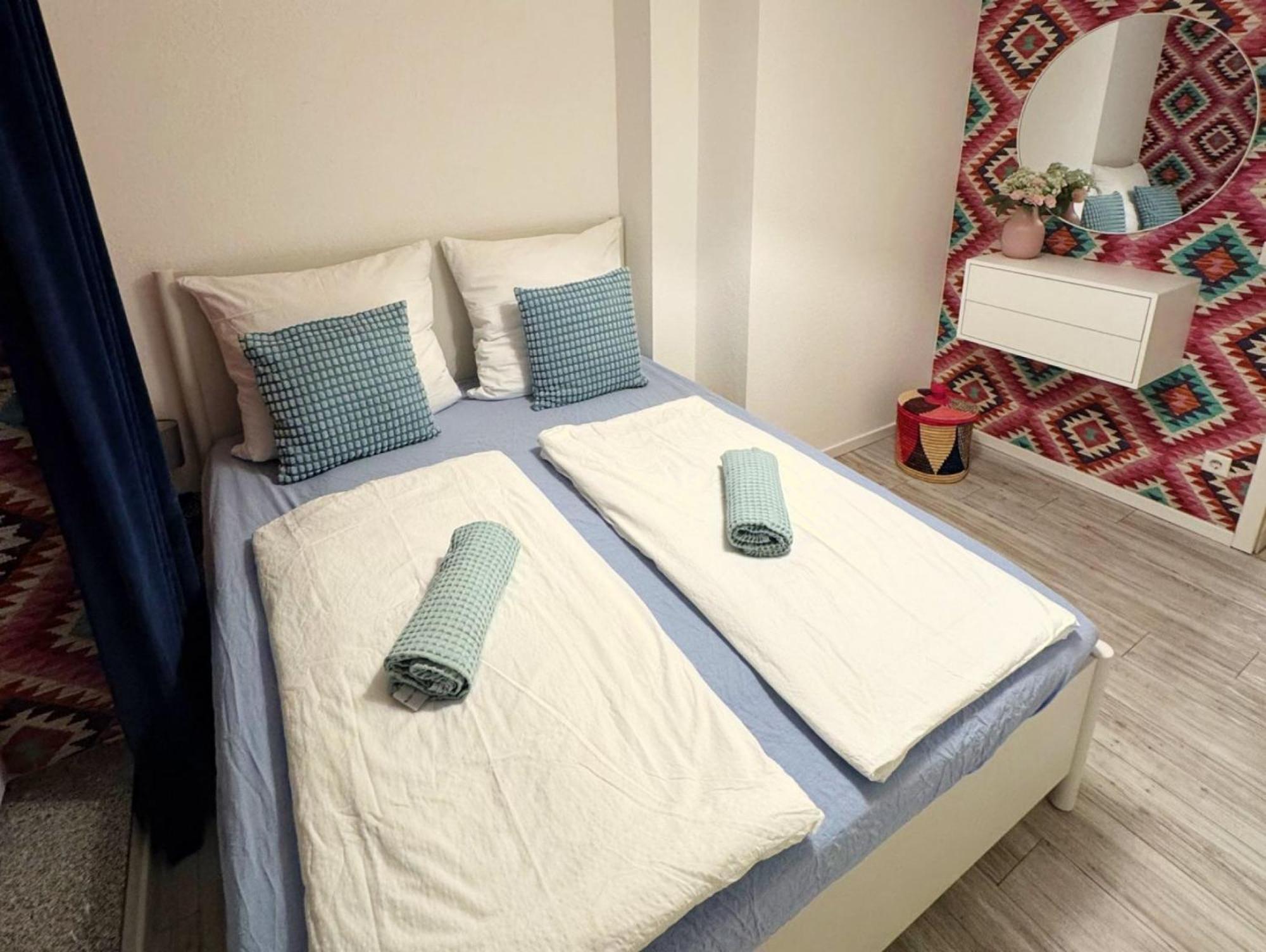 Apartment Koeln Rath Екстериор снимка